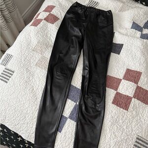 Aritzia Leather Leggings barely worn
